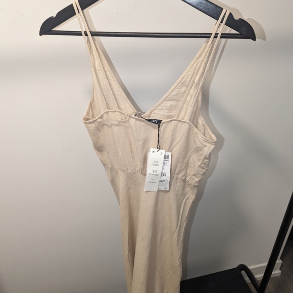 New Zara Summer Dress - Picture 9 of 9
